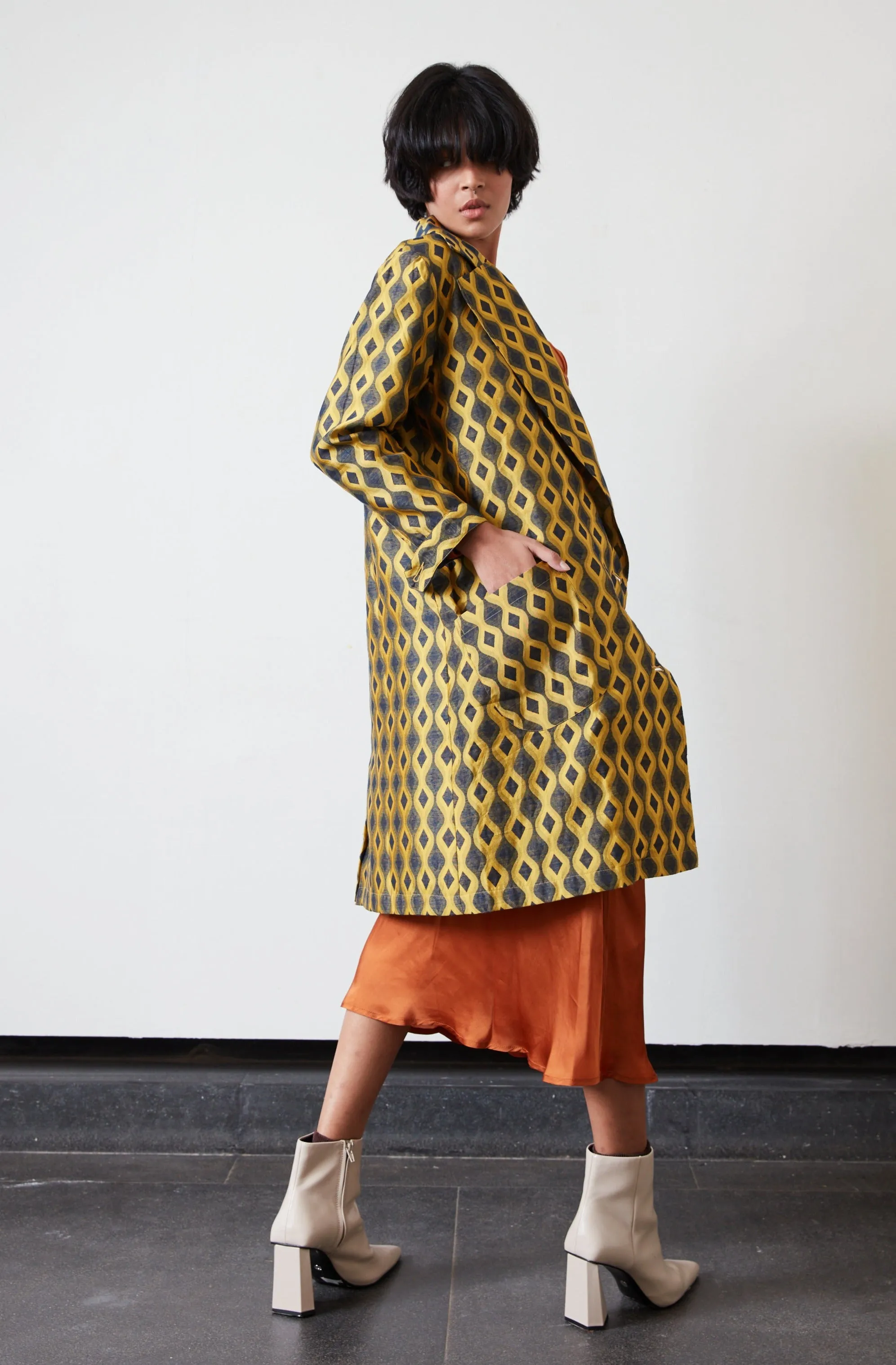 BARNEY TRENCH | GOLDEN AURA