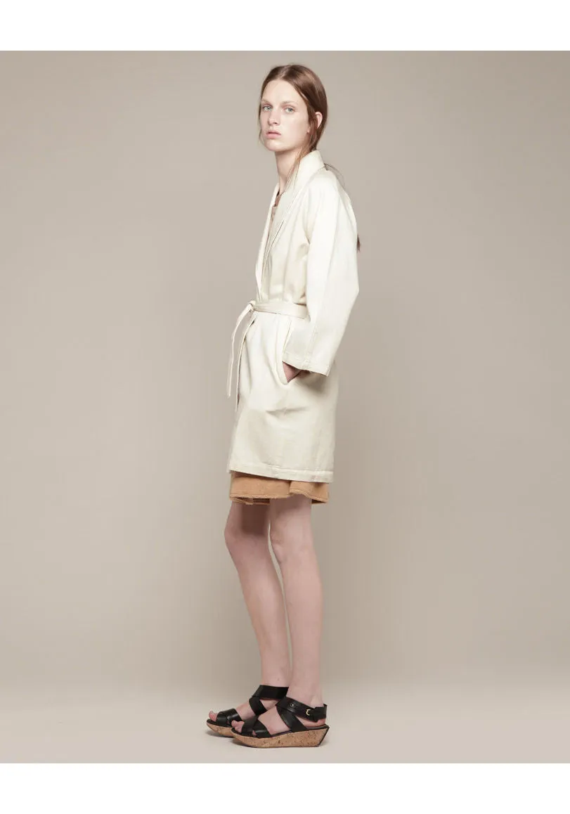 Open Trench With Belt