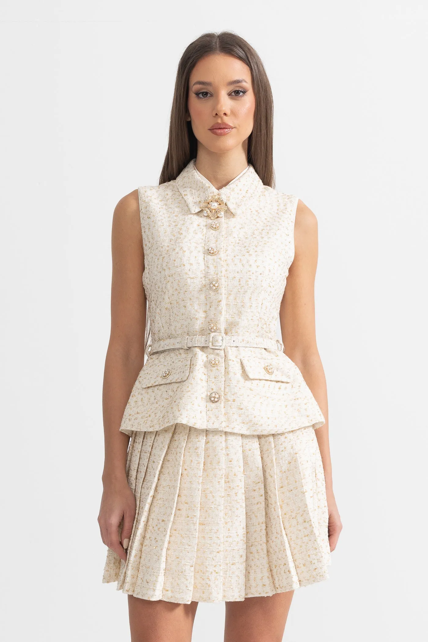 Sleeveless Textured Mini Dress With Pleated Skirt And Waistbelt - Ivoire